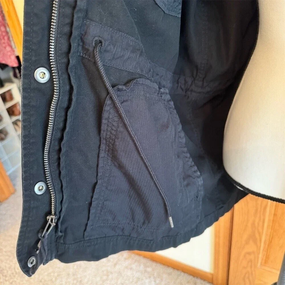 GAP women’s utility